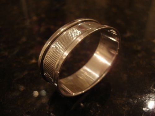 circa 1920 solid silver oval napkin ring made by henry griffith and sons