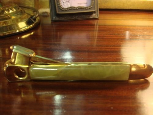 20thc vintage gold plated onyx large cigar cutter in excellent condition