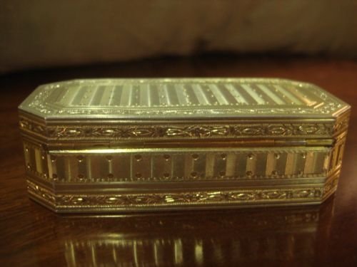 london 1935 solid silver gilt snuff box by carrington and co