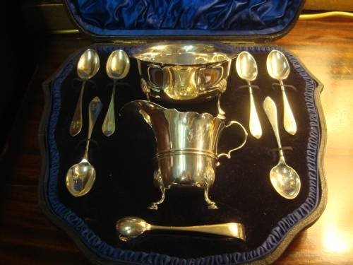 london 1904 solid silver cased service for tea or coffee in fitted case by wakely and wheeler