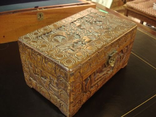 19th century very nice chinese carved camphorwood box