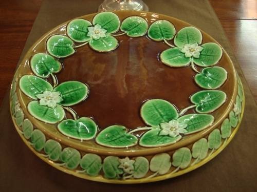 19thc majolica likely minton unmarked trencher plate with lily pad design