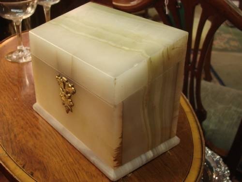 19thc victorian lovely and unusual onyx stationary box